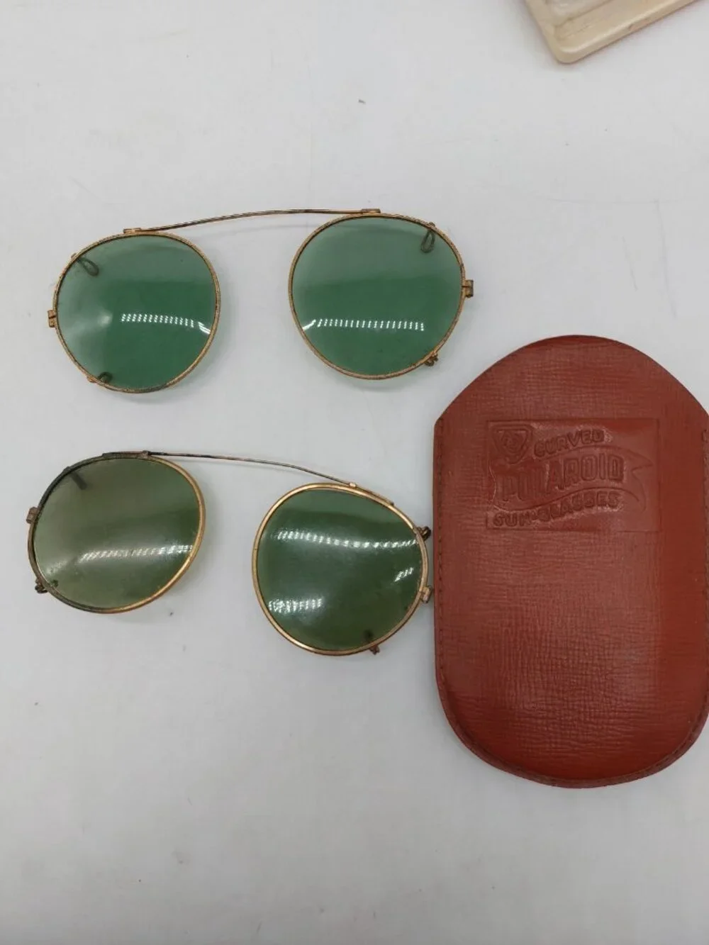 Vintage American Polaroid Clip On Sunglasses Brown Case READ